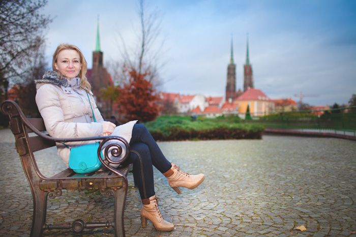 Joanna_g na ławeczce
